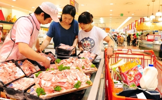 전반적인 생산자 물가 상승세가 이어지면서 돼지고기 가격이 16%나 상승했다. [사진출처=이마트]