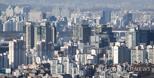 사진은 서울 중구 남산에서 바라본 마포, 영등포, 양천 일대의 모습.