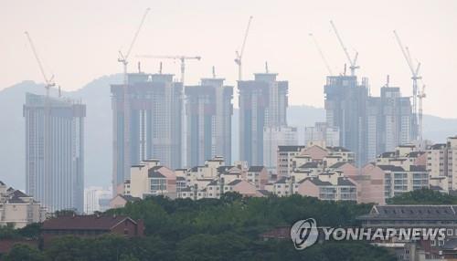 서울시내의 한 아파트 재건축 단지 모습