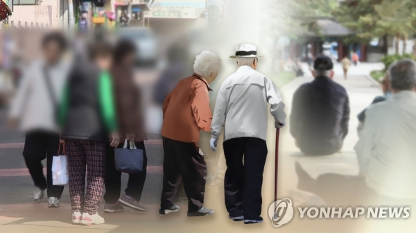 생계비 마련을 위해 일하는 노인이 크게 늘어난 것으로 나타났다./연합뉴스
