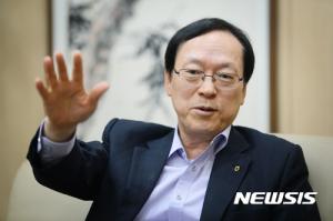 [시선] 김용환 회장, 호실적에도 '3연임 난망' 가닥 잡히는 분위기