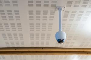 직장내 CCTV 악용한 ‘신종 갑질’ 기승