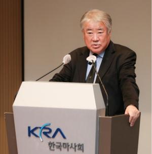 농식품부, 김우남 마사회장 ‘해임 건의’ 결정