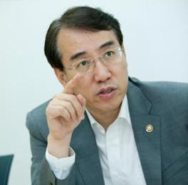 '경제 사령탑' 차기 경제부총리는...이석준·강석훈·추경호·임종룡